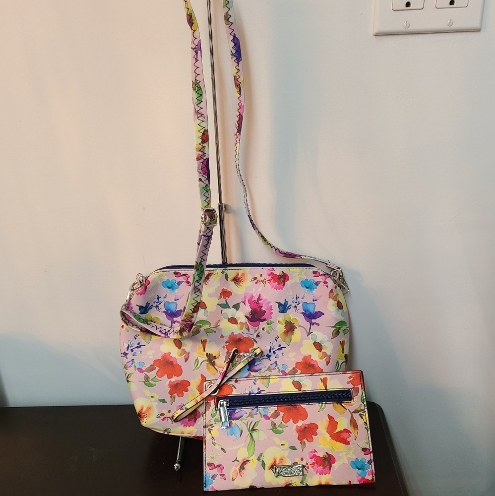 NWOT Carlos Floral Shoulder Bag and Wristlet